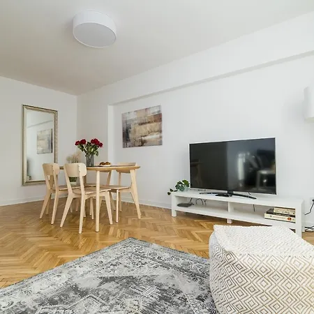 Shortstaypoland Jana Pawla Ii Varsavia